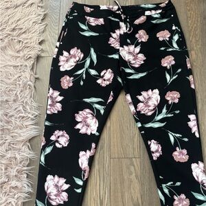 Le Chateau Black Floral Ankle Pants